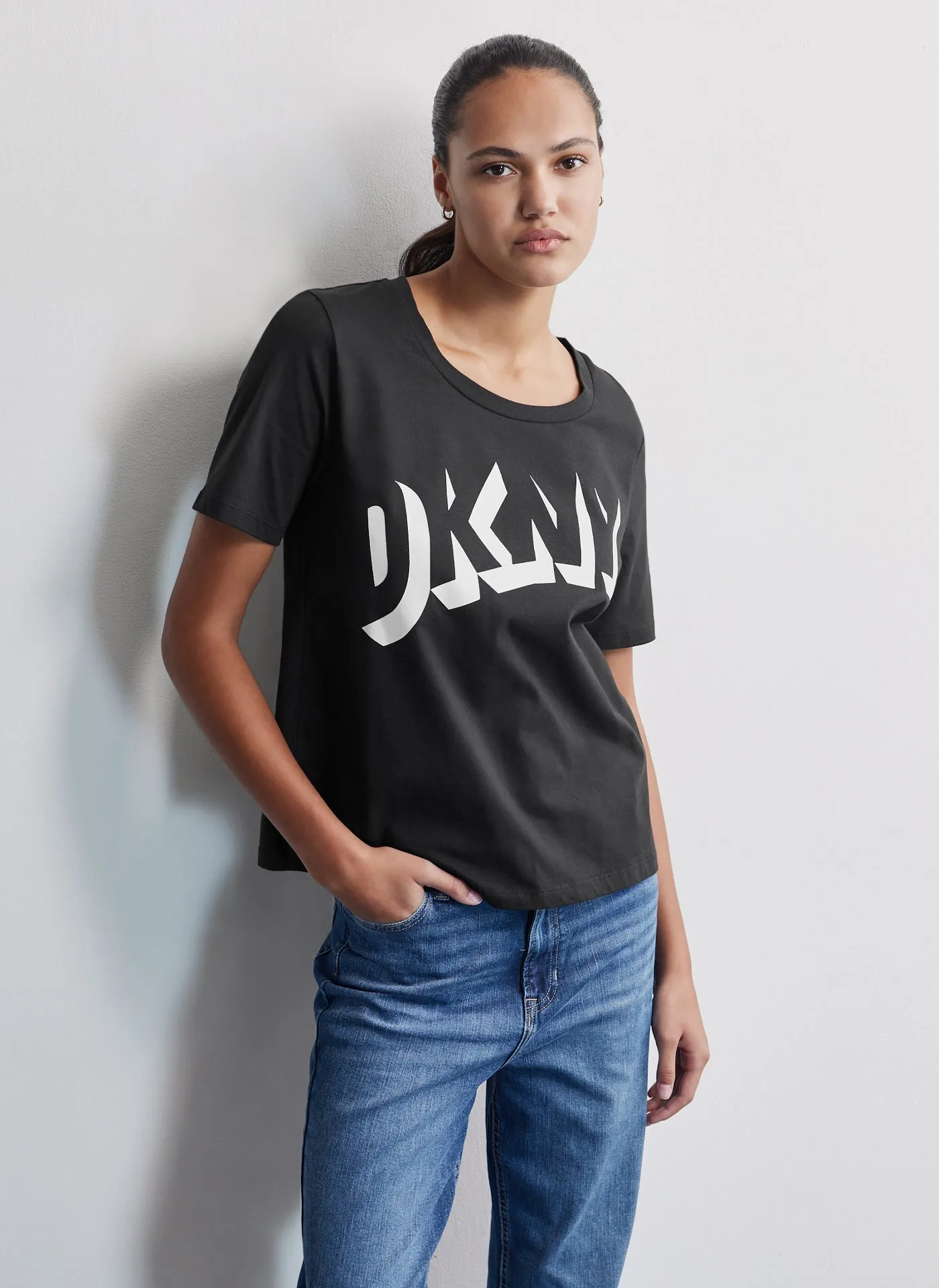 DKNY TEE