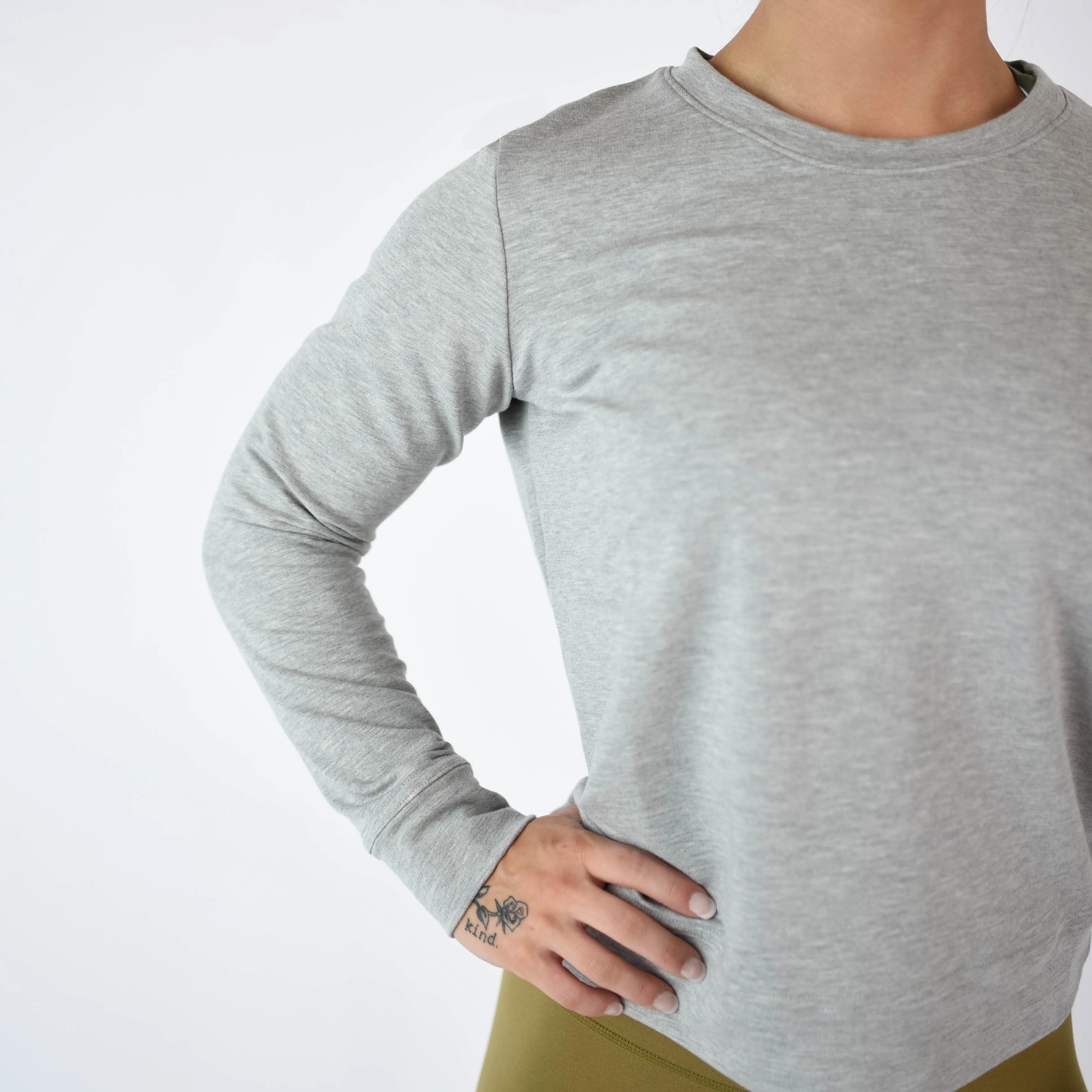 FLEO Jet Set Crewneck - Heather Grey