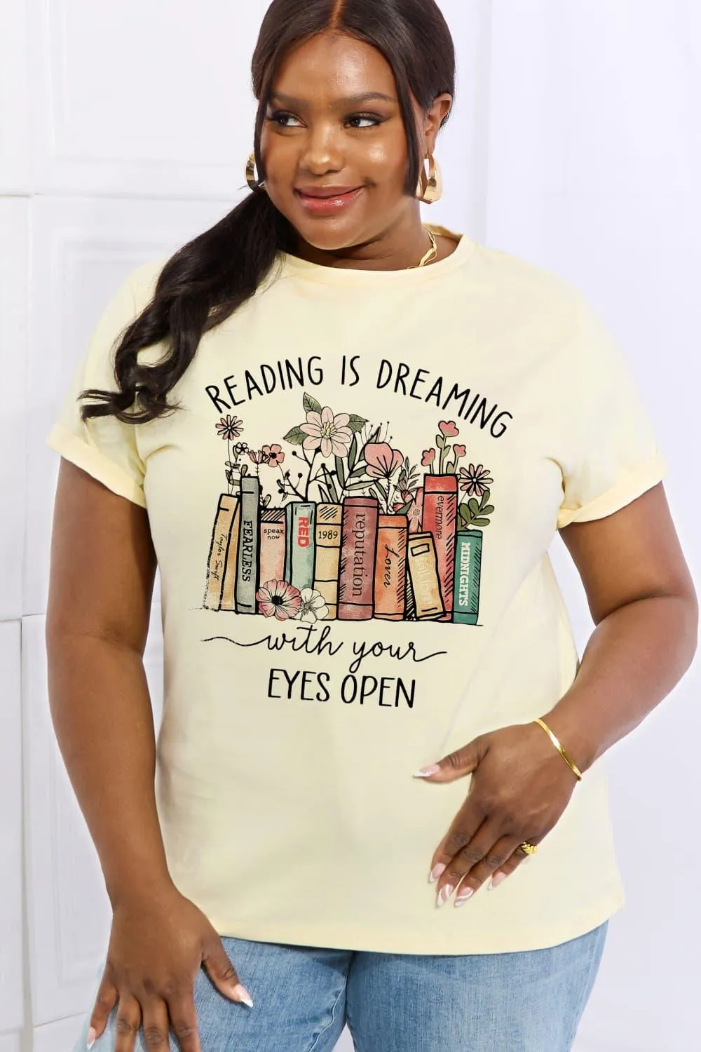 Full Size READING IS DREAMING Graphic Cotton Tee