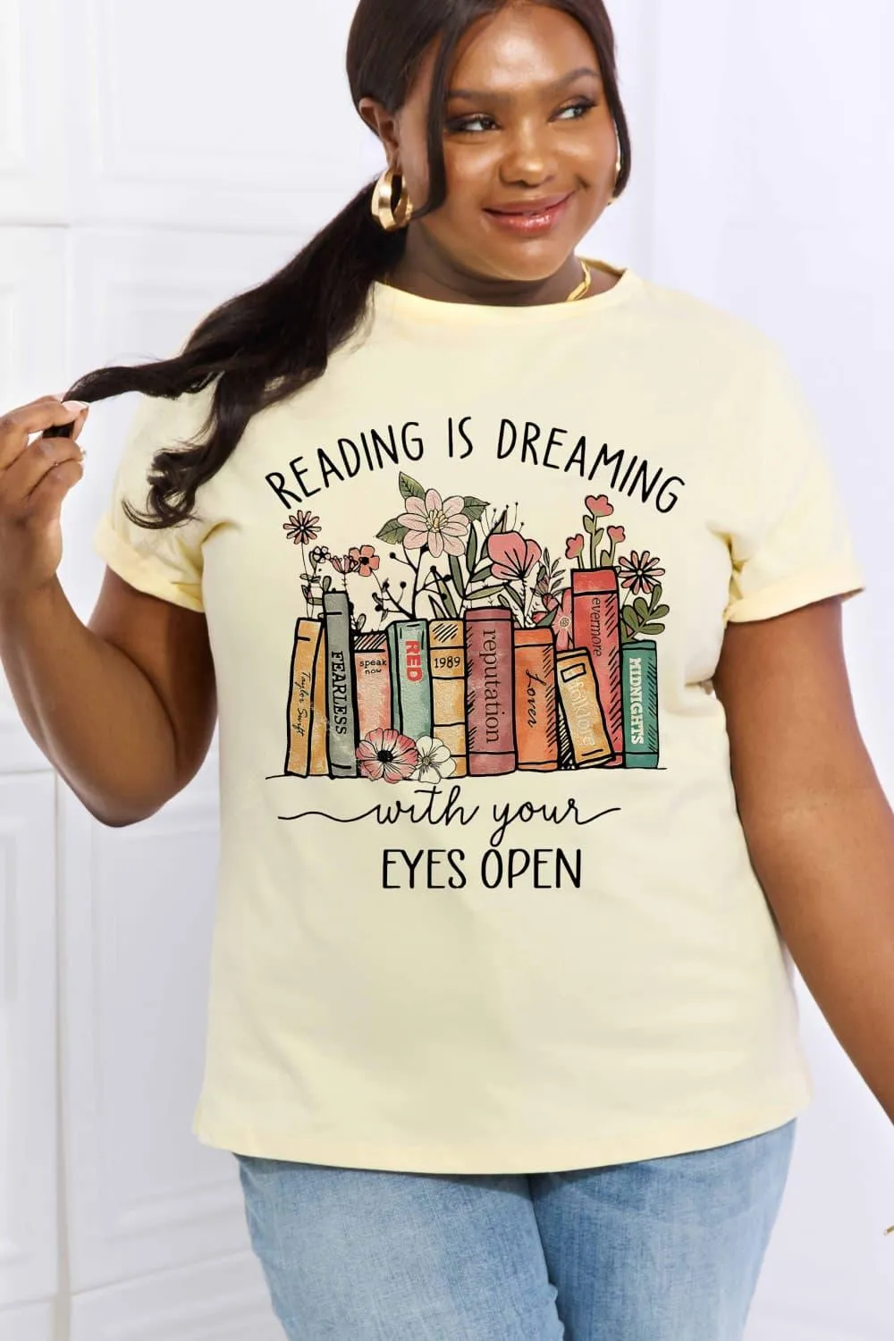 Full Size READING IS DREAMING Graphic Cotton Tee