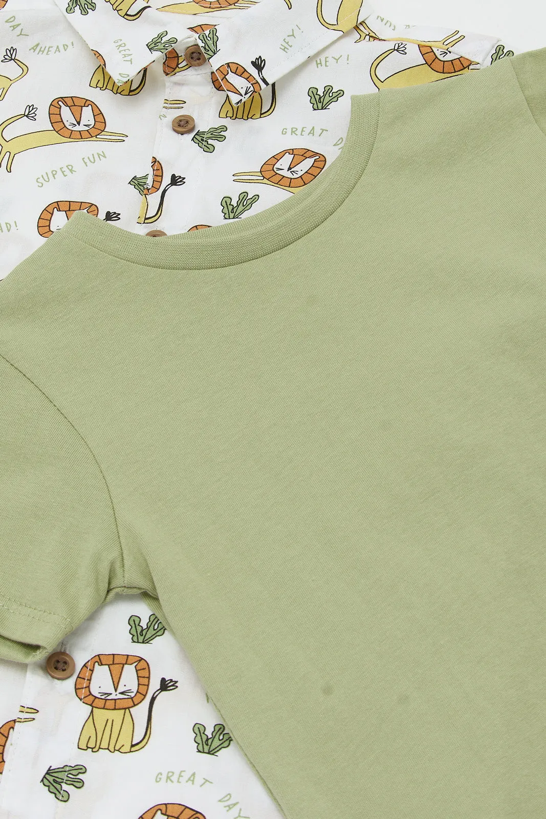 Infant Boys White And Green Lion Print Shirt Set (Pack of 2)