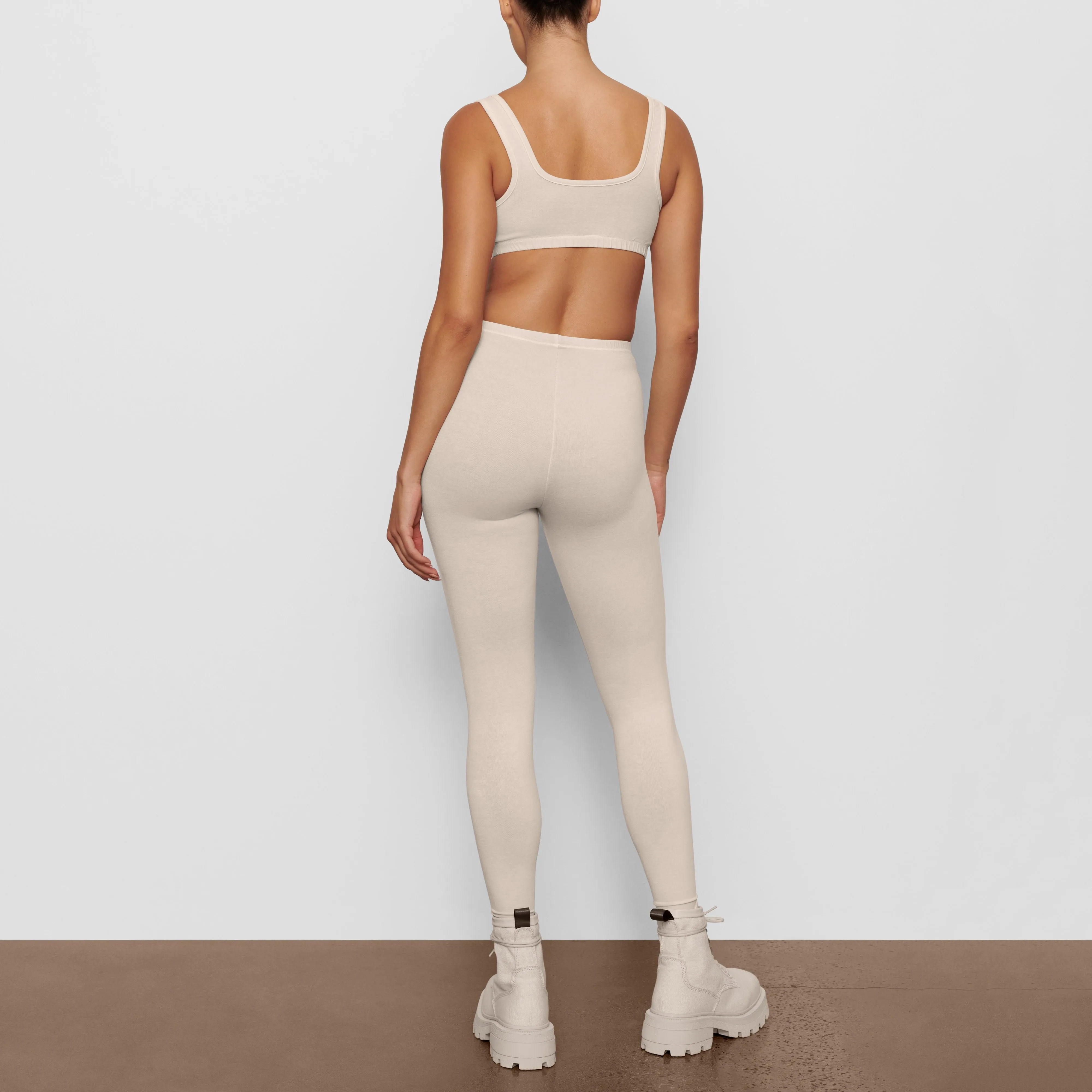 OUTDOOR BASICS LEGGING | BONE