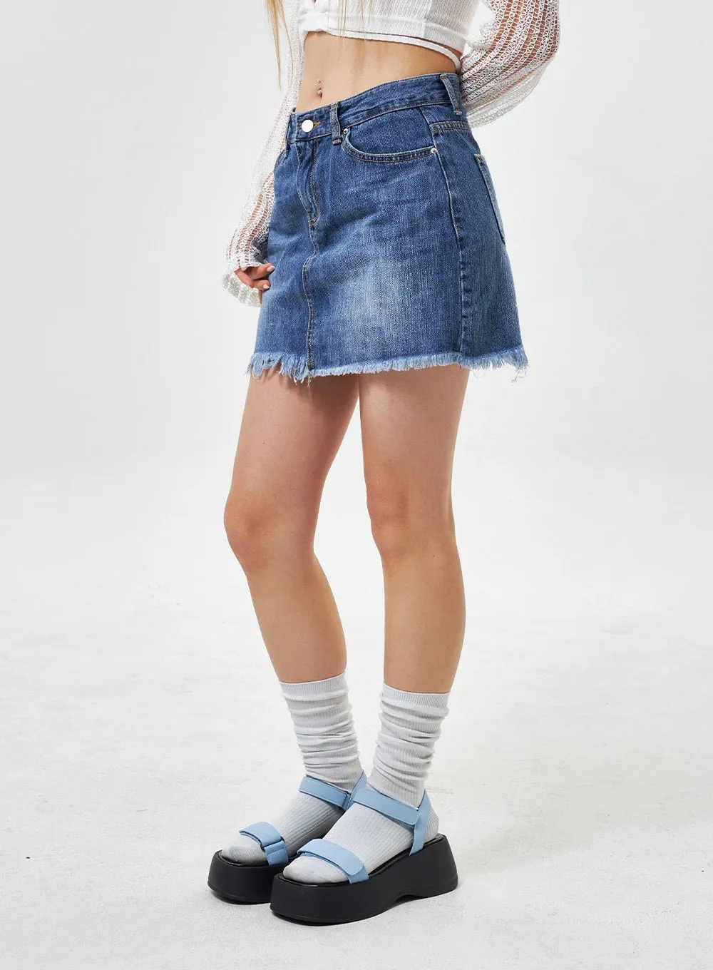 Ripped Hem Denim Mini Skirt CU301